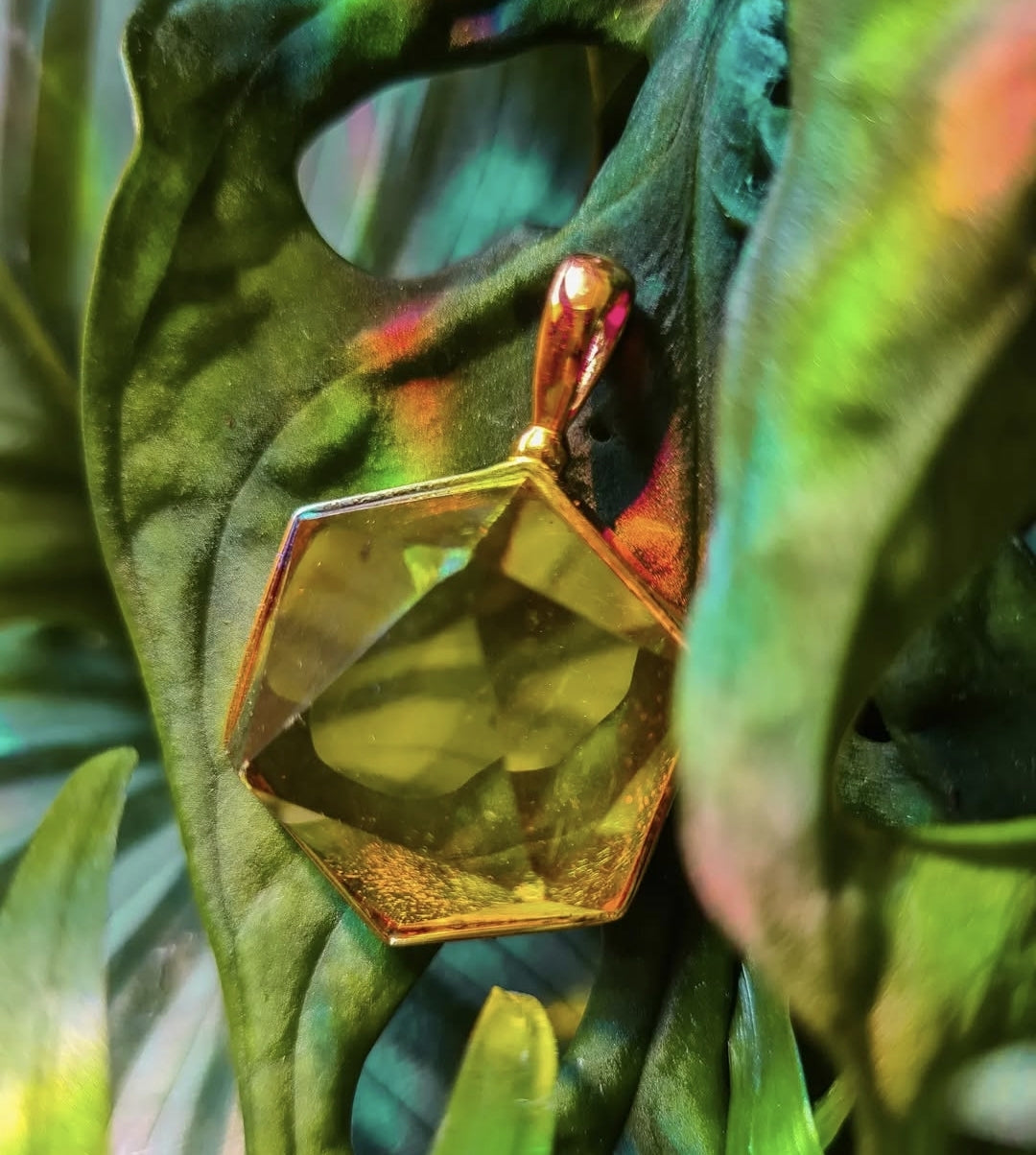 Amulette Hexagone